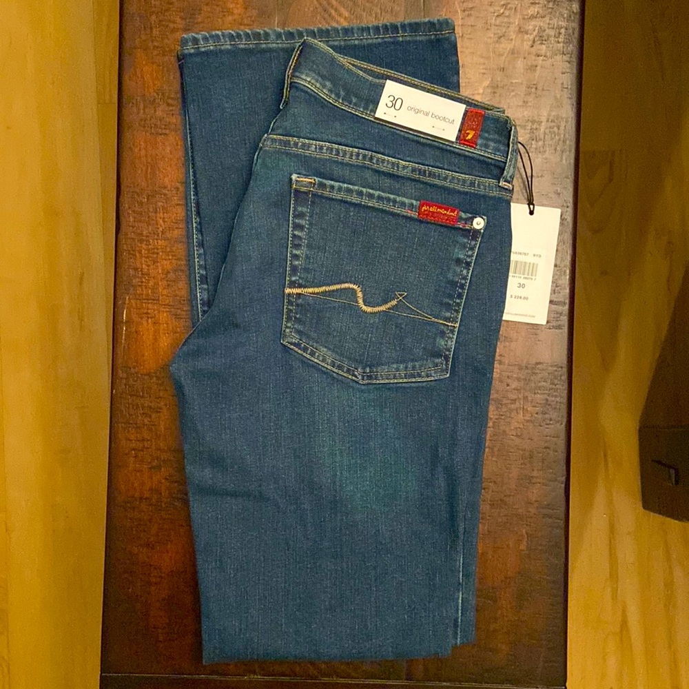 7 FAM in New York Dark